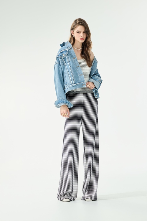 閃亮腰帶環條紋寬褲,,閃亮腰帶環條紋寬褲,一般外套,刺繡,外套,春夏穿搭,條紋,褲子,西裝外套,春夏穿搭,牛仔,牛仔褲,褲子,一般外套,刺繡,外套,春夏穿搭,牛仔,牛仔外套,上衣,刺繡,春夏穿搭,條紋,純棉,刺繡,春夏穿搭,條紋,褲子