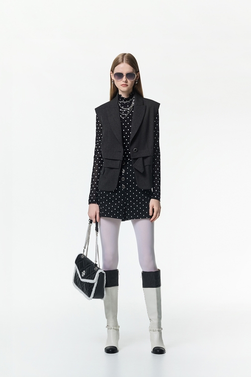 黑白小圓點鬆緊短褲,短褲