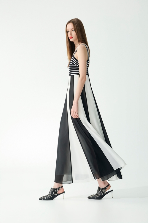 黑白直條雪紡女神長洋裝,,黑白直條雪紡女神長洋裝,一般洋裝,丹寧,春夏穿搭,條紋,一般洋裝,春夏穿搭,一般洋裝,春夏穿搭,洋裝特輯,長袖洋裝,一般洋裝,春夏穿搭,荷葉,一般洋裝,春夏穿搭,一般洋裝,春夏穿搭,條紋,針織,雪紡,黑色洋裝