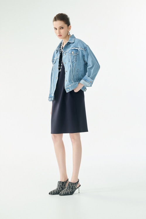 午夜藍跳線設計直筒洋裝,,午夜藍跳線設計直筒洋裝,一般外套,刺繡,外套,春夏穿搭,條紋,褲子,西裝外套,春夏穿搭,牛仔,牛仔褲,褲子,一般外套,刺繡,外套,春夏穿搭,牛仔,牛仔外套,上衣,刺繡,春夏穿搭,條紋,純棉,刺繡,春夏穿搭,條紋,褲子,上衣,刺繡,春夏穿搭,條紋,襯衫,刺繡,春夏穿搭,牛仔,牛仔裙,上衣,刺繡,春夏穿搭,白色上衣,上衣,丹寧,春夏穿搭,白色上衣,純棉,蕾絲,刺繡,春夏穿搭,條紋,褲子,西裝褲,一般洋裝,丹寧,春夏穿搭,條紋,上衣,春夏穿搭,襯衫,上衣,刺繡,春夏穿搭,一般洋裝,春夏穿搭,一般背心,一般背心馬甲,春夏穿搭,背心,針織,針織背心,上衣,春夏穿搭,上衣,春夏穿搭,針織,針織衫,上衣,春夏穿搭,繡花,春夏穿搭,牛仔,牛仔裙,短裙,上衣,刺繡,春夏穿搭,V領背心,一般背心,一般背心馬甲,上班OL穿搭,秋冬穿搭,背心,針織,針織背心,一般洋裝,春夏穿搭,洋裝特輯,長袖洋裝