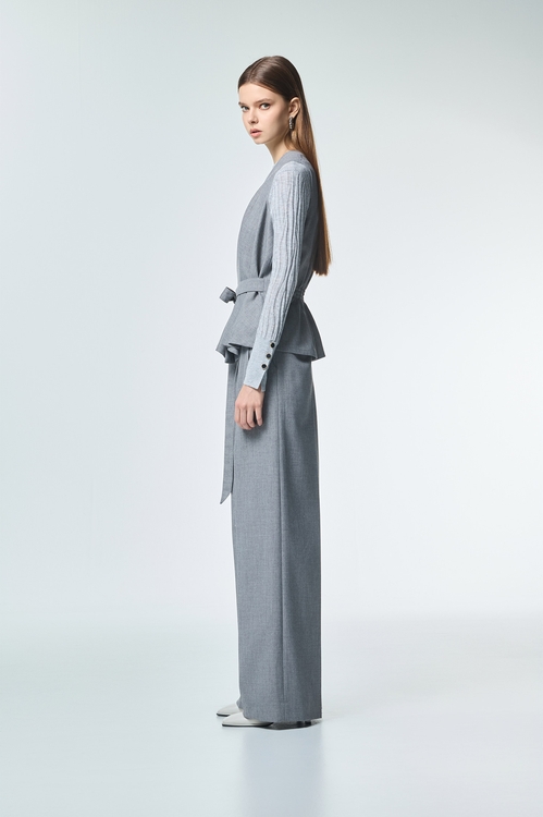 安靜灰背心式綁帶外套,V領背心