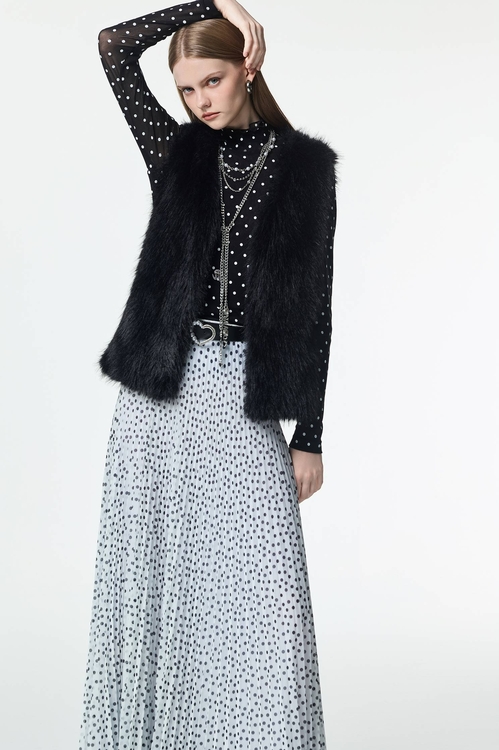 顯瘦黑仿皮草背心,V領背心