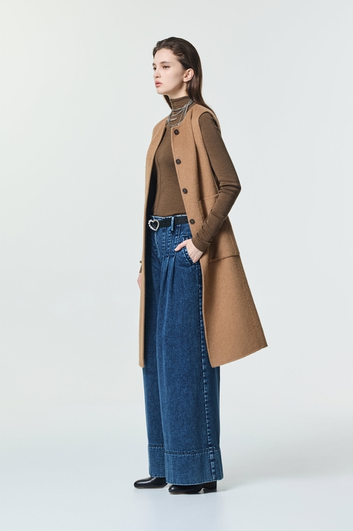 雌鹿色駝絨背心式長版大衣,人氣商品