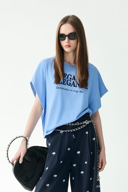 優雅單字疊影刺繡Ｔ恤上衣,,優雅單字疊影刺繡Ｔ恤上衣,一般外套,刺繡,外套,春夏穿搭,條紋,褲子,西裝外套,春夏穿搭,牛仔,牛仔褲,褲子,一般外套,刺繡,外套,春夏穿搭,牛仔,牛仔外套,上衣,刺繡,春夏穿搭,條紋,純棉,刺繡,春夏穿搭,條紋,褲子,上衣,刺繡,春夏穿搭,條紋,襯衫,刺繡,春夏穿搭,牛仔,牛仔裙,上衣,刺繡,春夏穿搭,白色上衣,上衣,丹寧,春夏穿搭,白色上衣,純棉,蕾絲,刺繡,春夏穿搭,條紋,褲子,西裝褲,一般洋裝,丹寧,春夏穿搭,條紋,上衣,春夏穿搭,襯衫,上衣,刺繡,春夏穿搭