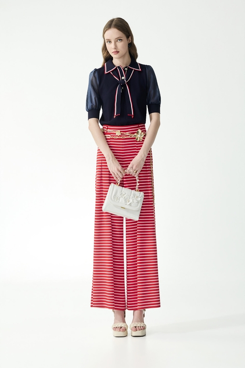 鑲紅白色邊POLO領針織上衣,針織衫