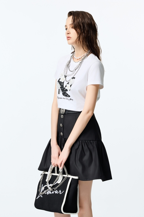 手工珍珠花飾短靴圖騰T恤,T-Shirt