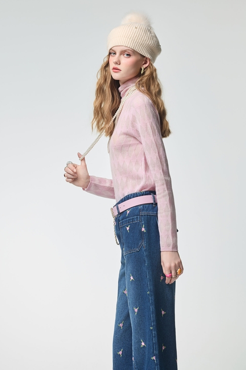 玫瑰石英粉菱格針織上衣,格紋