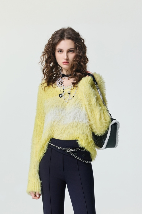 萊姆黃暈染長毛針織上衣,V領上衣