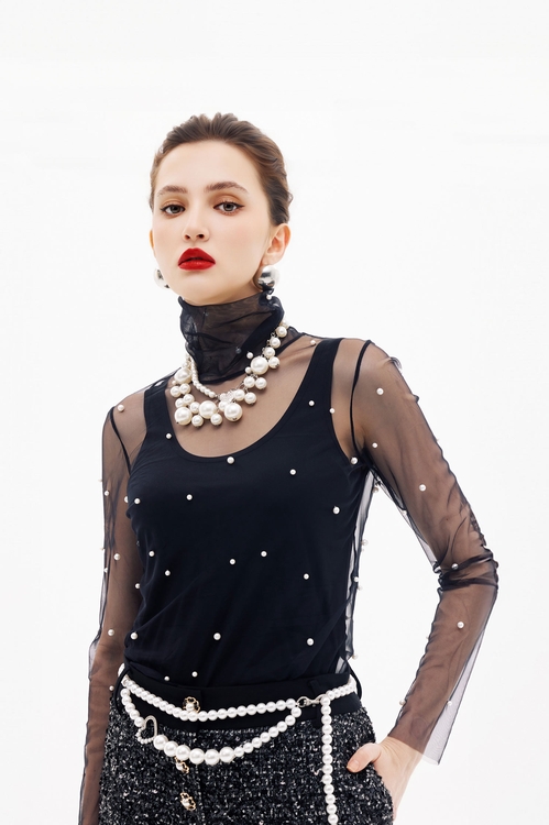 網布珍珠釘飾高領內搭,派對特輯