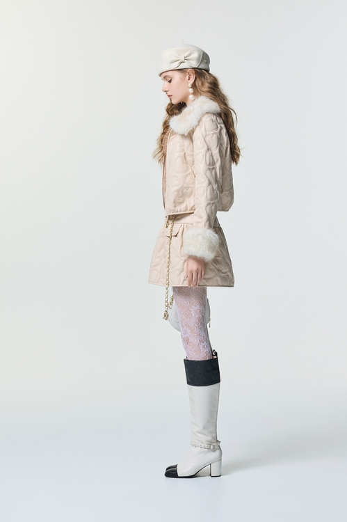 愛心圖騰絎縫仿皮外套,,愛心圖騰絎縫仿皮外套,上班OL穿搭,春夏穿搭,約會特輯,長裙,上班OL穿搭,外套,春夏穿搭,約會特輯,蝴蝶結,連帽外套,長袖外套,人氣商品,外套,春夏穿搭,格紋,連帽外套,長袖外套,上班OL穿搭,春夏穿搭,時髦成套搭配,條紋,約會特輯,純棉,蝴蝶結,輕奢度假,輕奢渡假,長裙,上班OL穿搭,外套,春夏穿搭,簡約穿搭,約會特輯,花花世界,蕾絲,針織,針織外套,上班OL穿搭,上衣,春夏穿搭,條紋,約會特輯,針織,針織上衣,針織衫,上班OL穿搭,上衣,春夏穿搭,時髦成套搭配,條紋,約會特輯,荷葉,輕奢度假,輕奢渡假,上班OL穿搭,丹寧,喇叭褲,春夏穿搭,牛仔,牛仔褲,簡約穿搭,約會特輯,純棉,蝴蝶結,褲子,上班OL穿搭,外套,無袖背心,秋冬穿搭,約會特輯,背心,上班OL穿搭,外套,無袖背心,秋冬穿搭,約會特輯,背心,一般背心,一般背心馬甲,上班OL穿搭,人氣商品,春夏穿搭,無袖背心,背心,長大衣,上班OL穿搭,上衣,春夏穿搭,簡約穿搭,約會特輯,針織,針織上衣,針織衫,一般背心,一般背心馬甲,上衣,春夏穿搭,條紋,背心,上衣,刺繡,圓領上衣,秋冬穿搭,簡約穿搭,上衣,刺繡,圓領上衣,秋冬穿搭,簡約穿搭,上衣,刺繡,圓領上衣,秋冬穿搭,簡約穿搭,上衣,刺繡,圓領上衣,秋冬穿搭,簡約穿搭,一般外套,外套,春夏穿搭,時髦成套搭配,約會特輯