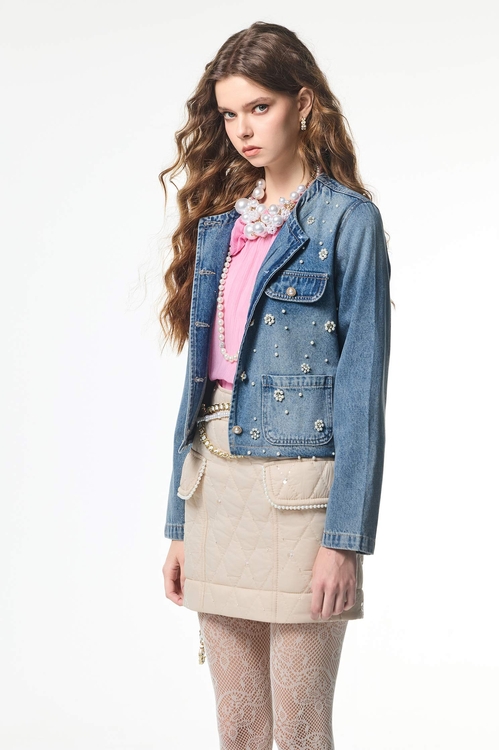 自帶光澤鋪棉短裙,短裙