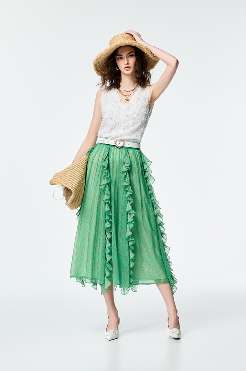 綴玫瑰花朵壓紋上衣,V領背心