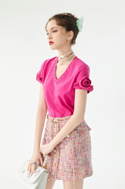 電光紫粉色花朵袖Ｔ恤上衣,V領上衣