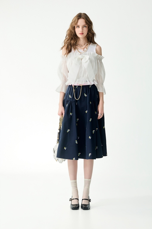 偽兩件式結飾別針針織上衣,針織衫