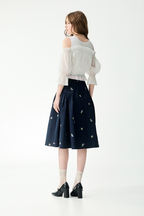 偽兩件式結飾別針針織上衣,針織衫