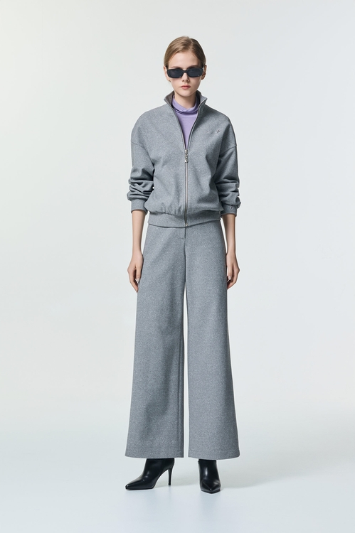 安靜灰簡約休閒外套,,安靜灰簡約休閒外套,V領背心,一般背心,一般背心馬甲,上班OL穿搭,秋冬穿搭,背心,針織,針織背心,外套,春夏穿搭,針織,針織外套,上班OL穿搭,春夏穿搭,襯衫,西裝褲,長褲,V領上衣,上班OL穿搭,上衣,春夏穿搭,一般外套,刺繡,外套,春夏穿搭,時髦成套搭配,簡約穿搭