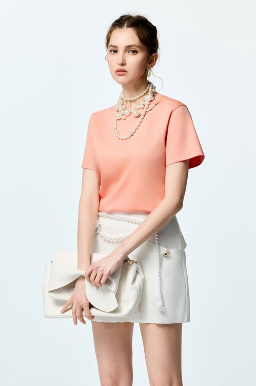 極簡字串繡花T恤上衣,T-Shirt