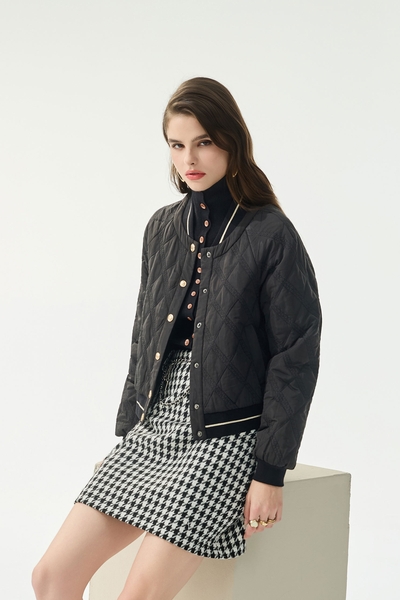 絎縫黑棒球外套