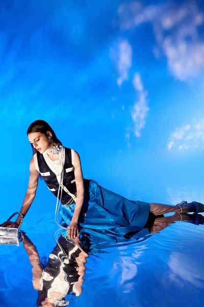 水生藍車線造型裙