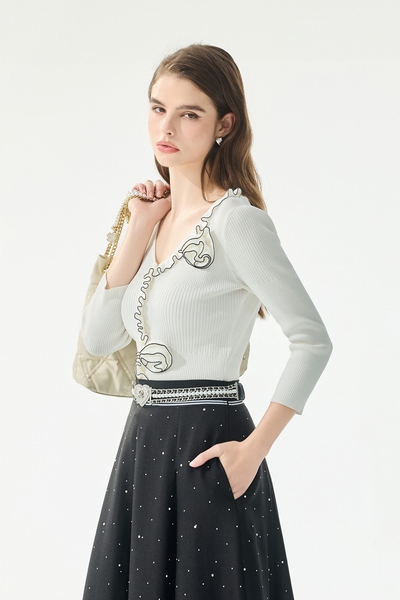 V領繞花坑條針織單品