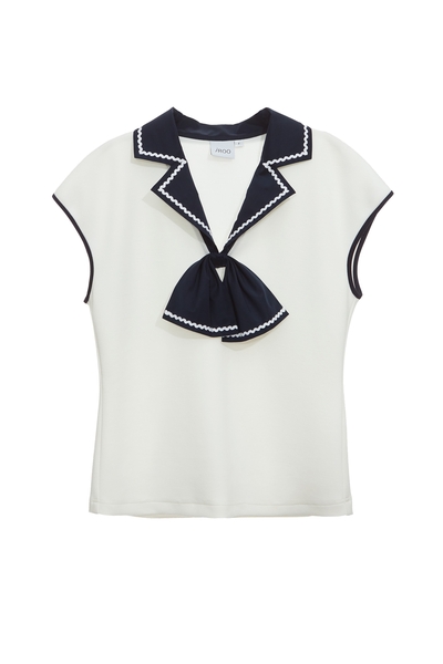 水手領造型上衣